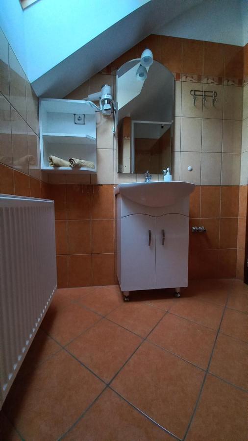 Nefelejcs Fagyizo Es Apartmanhaz Kistolmacs Экстерьер фото