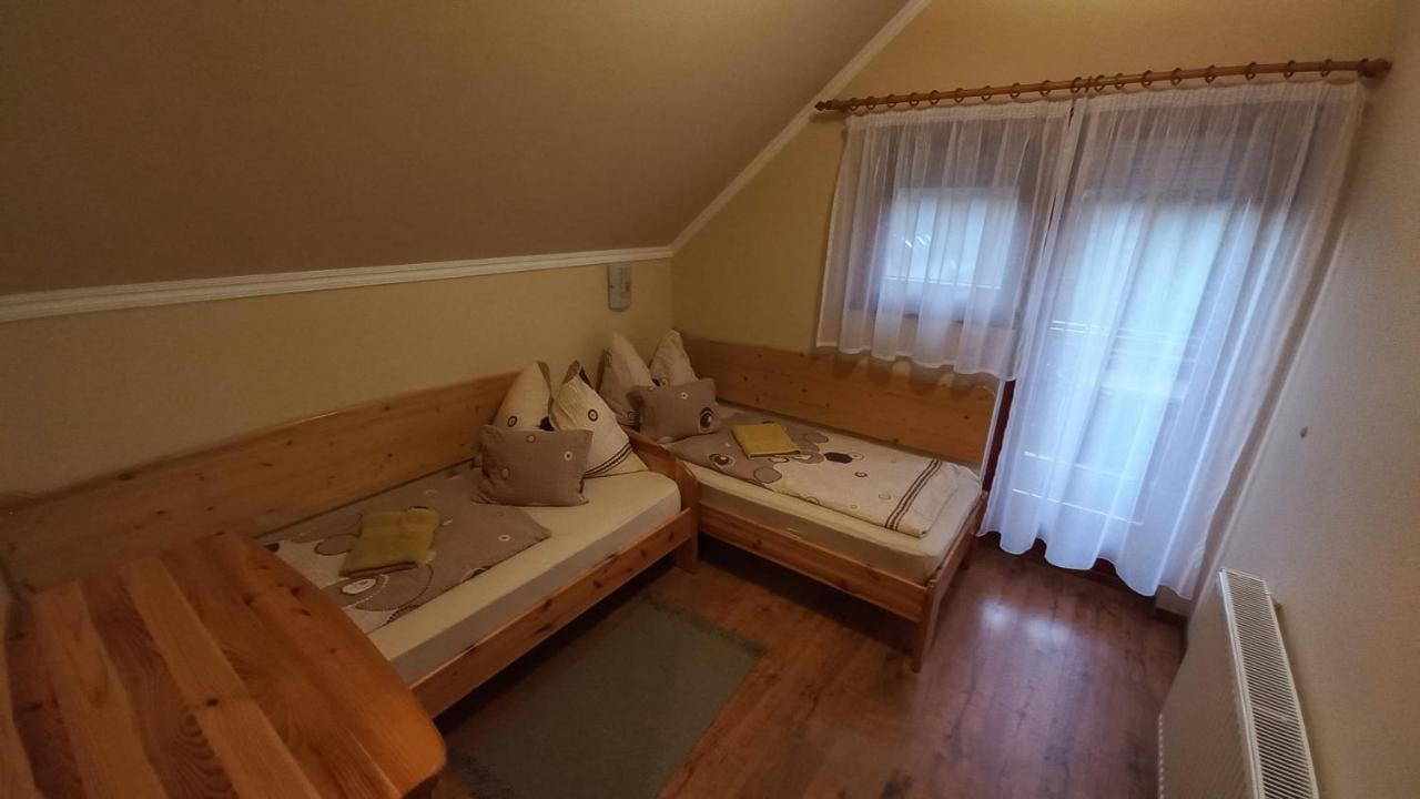 Nefelejcs Fagyizo Es Apartmanhaz Kistolmacs Экстерьер фото